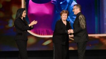 حالة إنسانية نادرة.. سهير جودة تهنيء شريف مدكور بعيد ميلاده حالة إنسانية نادرة.. سهير جودة تهنيء شريف مدكور بعيد ميلاده