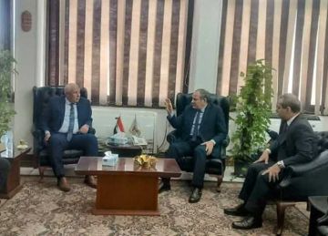 لبحث آفاق التعاون المشترك.. محافظ الوادي الجديد يلتقي رئيس مركز البحوث الزراعية