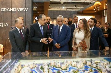 وزير قطاع الأعمال يستعرض مشروعات مصر الجديدة والإسكندرية في سيتي سكيب 2025 
