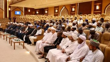 أكاديمية الأزهر العالمية تنظم زيارة للأئمة والدعاة الوافدين إلى دار الإفتاء المصرية.. صور أكاديمية الأزهر العالمية تنظم زيارة للأئمة والدعاة الوافدين إلى دار الإفتاء المصرية.. صور