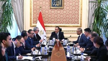 الحكومة تسعي لتوطين صناعة مكونات محطات الطاقة الشمسية.. ونواب: يوفر العملة الصعبة وفرص العمل.. ونسعى لزيادة صادراتنا إلى 150 مليار دولار