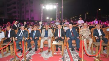 جامعة دمياط تحتفل بتخريج دفعة جديدة من طلابها