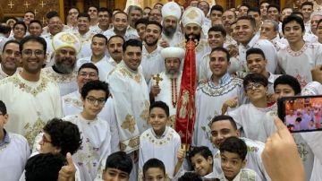 رسامة شمامسة جدد لكنيسة مار جرجس بميت غمر على يد الأنبا صليب