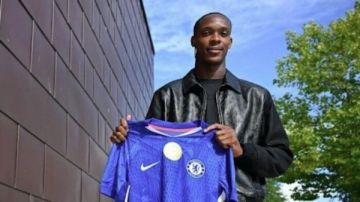 تشيلسي يخطف الموهبة الفرنسية إيميجا بعقد طويل الأمد تشيلسي يخطف الموهبة الفرنسية إيميجا بعقد طويل الأمد