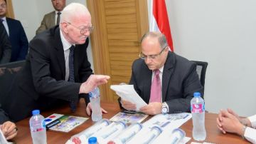 رئيس هيئة الدواء: ملتزمون بدعم الاستثمار المحلي في المستلزمات الطبية