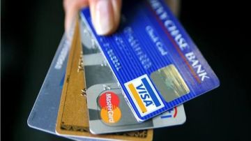 كيفية استرجاع بطاقة الائتمان فيزا مفقودة أو مسروقة كيفية استرجاع بطاقة الائتمان فيزا مفقودة أو مسروقة