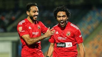 الأهلي يمرض ولا يموت.. المارد الأحمر يفوز على الزمالك بثنائية في الدوري