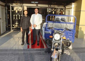  تروسيكل ومساعدة مالية لابن ضحية حريق القناطر الخيرية في القليوبية