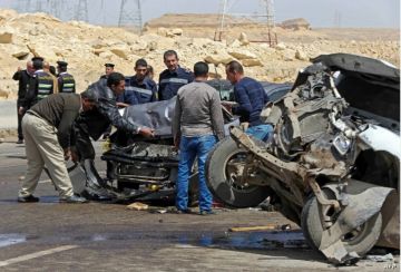 مصرع 8 مصريين في حادث مروع (صور)