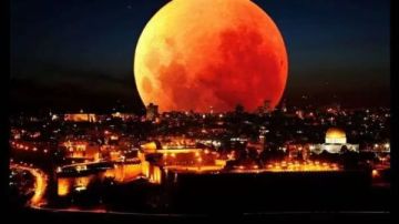 موعد صلاة الخسوف اليوم .. أين ومتى نشاهد خسوف القمر الكلي؟