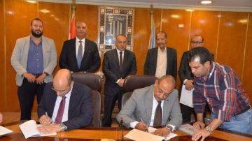 أسيوط تفتح أبواب الاستثمار.. بروتوكول تعاون جديد مع البنك الأهلي لتعظيم الأصول المملوكة للمحافظة