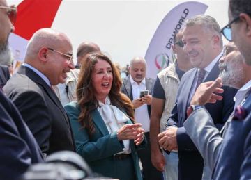 السفيرة الأمريكية بالقاهرة تختتم جولة الموانئ بزيارة العين السخنة 