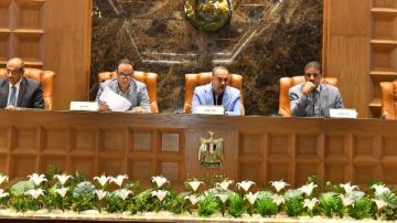 محافظ أسيوط: إطلاق اسم وزير الخارجية على محور مروري جديد محافظ أسيوط: إطلاق اسم وزير الخارجية على محور مروري جديد