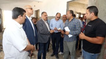 محافظ الشرقية يتفقد أعمال إنشاء مدرسة على بن أبي طالب للتربية الفكرية بالقرين