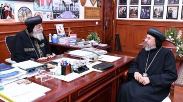 البابا تواضروس يستقبل نيافة الأنبا أنجيلوس أسقف لندن