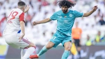 النني يتعرض للإصابة في مباراة الجزيرة والوحدة بالدوري الإماراتي ويغادر.. تفاصيل