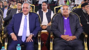 رئيس الطائفة الإنجيلية يشهد حفل تخرج مدارس السلام بطنطا بحضور محافظ الغربية