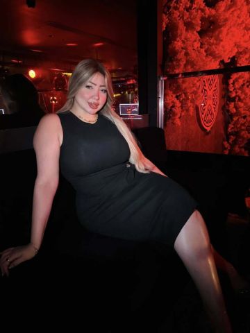 راقصة مصرية تثير الجدل بعد القبض عليها.. ماذا فعلت؟