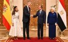الرئيس السيسي والسيدة قرينته يصطحبان ملك وملكة إسبانيا في جولة بأهرامات الجيزة - eg