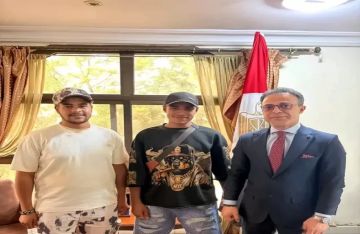 السفارة المصرية في مالي تنجح في إعادة مصريين اثنين كانا عالقين في إحدى المدن البعيدة عن العاصمة السفارة المصرية في مالي تنجح في إعادة مصريين اثنين كانا عالقين في إحدى المدن البعيدة عن العاصمة