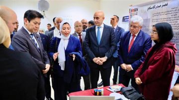 الطلاب المصريون يستعرضون مهاراتهم في معهد الكوزن أمام وزير التعليم الياباني