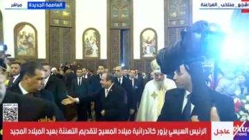 الكل عايز يسلم عليه.. حفاوة استقبال من الأقباط للرئيس السيسي في كاتدرائية ميلاد المسيح