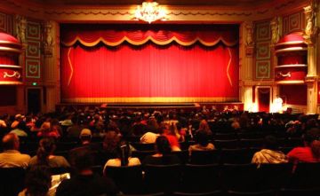 رحيل فنان مصري في الغربة