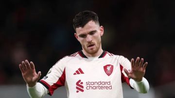 ليفربول يرفض رحيل روبرتسون ويوجه صدمة لتوتنهام