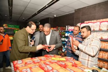 محافظ الفيوم يتابع عددا من محال بيع الجملة وسلاسل السوبر ماركت بسنورس محافظ الفيوم يتابع عددا من محال بيع الجملة وسلاسل السوبر ماركت بسنورس