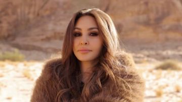 إليسا تخطف الأنظار بإطلالة كاجوال في أحدث ظهور.. شاهد