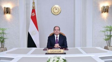 الرئيس السيسي يهنئ أقباط مصر بمناسبة عيد الميلاد المجيد