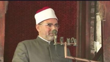 خطيب الجامع الأزهر: وحدة المسلمين لا تتحقق إلا بتطهير القلوب من الشحناء والبغضاء خطيب الجامع الأزهر: وحدة المسلمين لا تتحقق إلا بتطهير القلوب من الشحناء والبغضاء