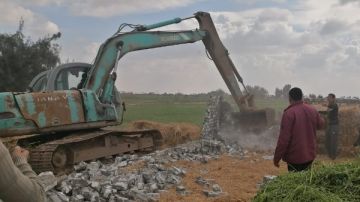 إزالة 6 مبان بجنوب بورسعيد بالموجة 28 للمخالفات .. صور