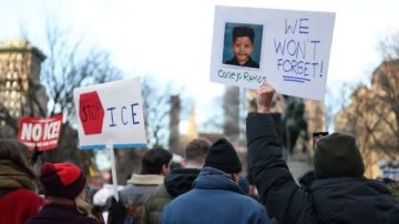 قاضي يعطل عمل قوات الجمارك.. وترامب ينفي اعتقال الطفل ليام قاضي يعطل عمل قوات الجمارك.. وترامب ينفي اعتقال الطفل ليام