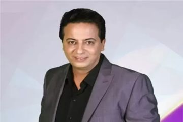 محاكمة الإعلامي أحمد رجب بتهمة سب وقذف رئيس محكمة سابق.. 4 فبراير