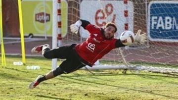 ظهور حمزة علاء وجراديشار.. تشكيل الأهلي لمواجهة فاركو في كأس الرابطة