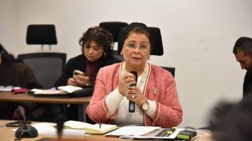 نائب وزير الصحة تبحث تطوير المرحلة الثانية من مشروع مركز الخدمة المجمعة لدعم النساء والفتيات نائب وزير الصحة تبحث تطوير المرحلة الثانية من مشروع مركز الخدمة المجمعة لدعم النساء والفتيات