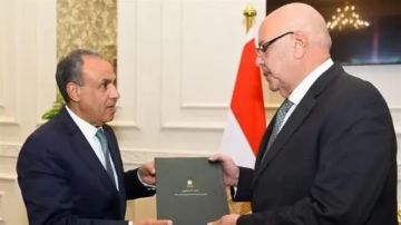 وزير الخارجية يعرب عن تقديره للتعاون مع مجلس النواب في خدمة المصالح الوطنية وزير الخارجية يعرب عن تقديره للتعاون مع مجلس النواب في خدمة المصالح الوطنية