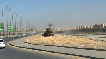 أكتوبر الجديدة تكثف أعمال تطوير الطرق وتنسيق الموقع العام..صور