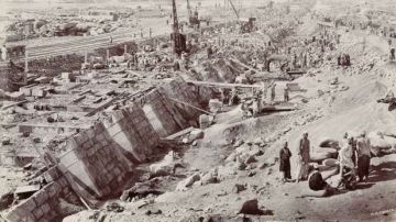 إرادة لا تعرف المستحيل.. حكاية شعب في الذكرى الـ 66 لوضع حجر أساس السد العالي إرادة لا تعرف المستحيل.. حكاية شعب في الذكرى الـ 66 لوضع حجر أساس السد العالي