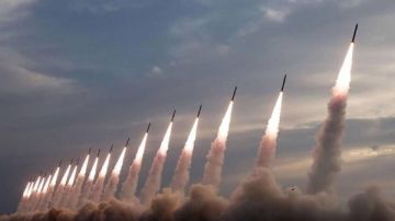 إيران تتوعد برد واسع تجهيز آلاف الصواريخ.. وواشنطن تجري تدريبا إقليميا