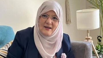 شمس البارودي تكشف لحظات الرعب.. كيف أنقذتها وليمة الفقراء من حادث مروع؟ شمس البارودي تكشف لحظات الرعب.. كيف أنقذتها وليمة الفقراء من حادث مروع؟