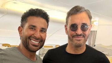 صديقي وأستاذي.. أحمد سعد رفقة كاظم الساهر في أحدث ظهور