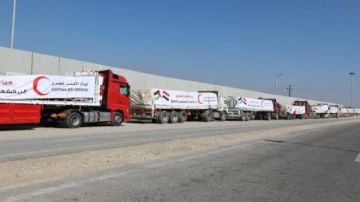 مئات الشاحنات تنتظر العبور في ظل استمرار العراقيل الإسرائيلية