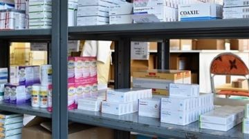 سرقوا 5760 علبة دواء بـ1.2 مليون.. قرار عاجل بشأن موظفين تأمين صحي في الجيزة عاجل