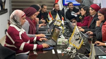 غرفة عمليات التنسيقية تتابع سير العملية الانتخابية بجولة الإعادة للدوائر الـ27 الملغاة