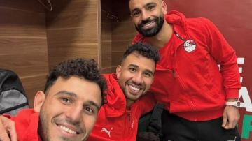 محترفين وربع .. حمدي فتحي يثير الجدل بعد تريند صلاح وحسام حسن