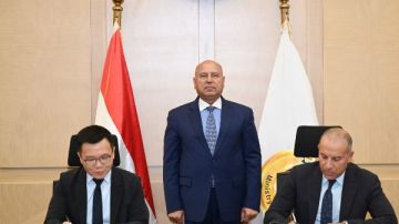 باستثمارات 350مليون دولار توقيع عقد إنشاء أكبر مجمع للغزل والنسيج بأكتوبر الجديدة