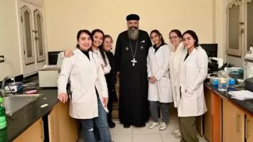 2000 مريض في قافلة طبية مجانية لخدمة أهالي مدينة العاشر من رمضان 2000 مريض في قافلة طبية مجانية لخدمة أهالي مدينة العاشر من رمضان