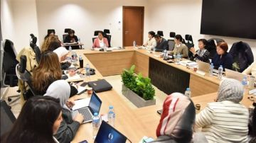 نائب وزير الصحة تبحث تطوير مشروع مركز الخدمة المجمعة لدعم النساء